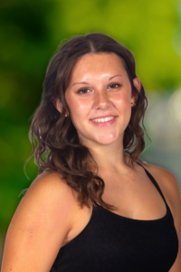 Makayla Yarnold - Headshot